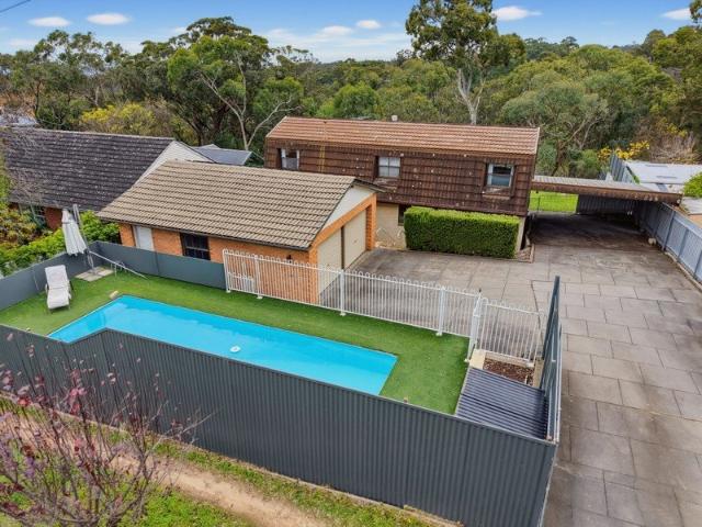A Rare 3,024sqm Allotment Offering Country Living With City Convenience