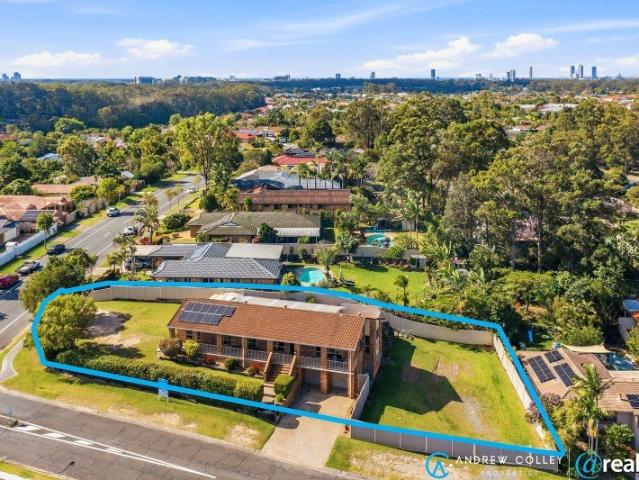 A RARE 1,307m² PARKSIDE OPPORTUNITY WITH DUAL STREET FRONTAGE