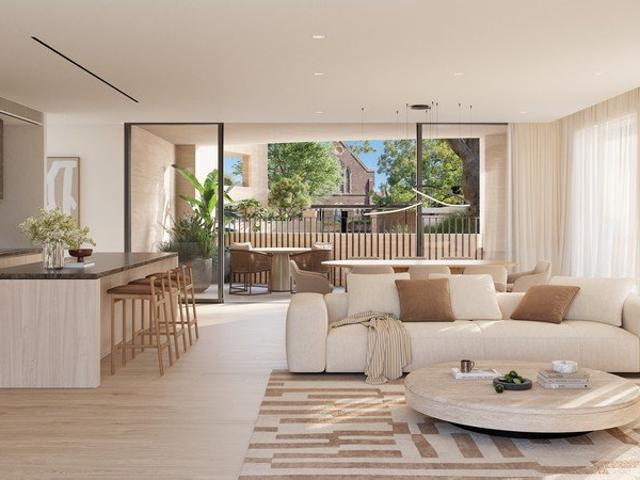 A Rare 200sqm House Alternative with Triple Aspect Light