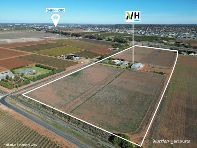 A Rare 28 acre Property Only Minutes from the City Centre