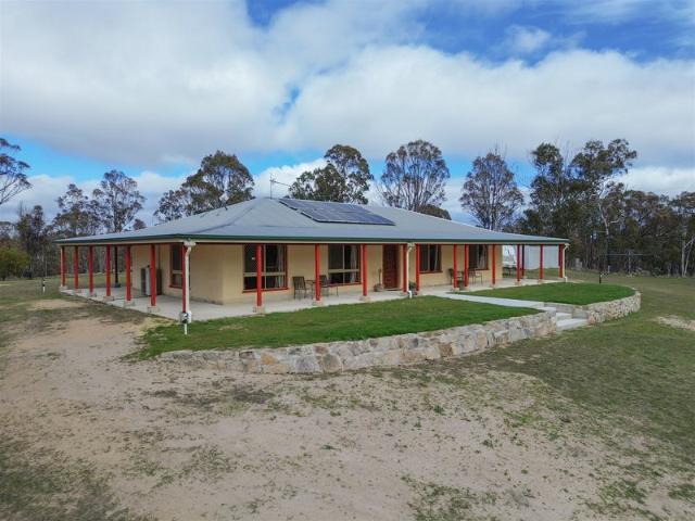 A Rare 40 Acre Lifestyle Retreat Character, Privacy & Endless Possibilities