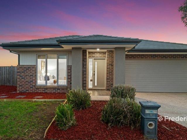 A Rare 613sqm Opportunity with Endless Potential