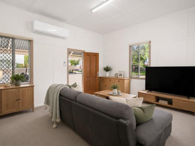 A Rare 814sqm Parkside Opportunity in the Heart of Moorooka on 2 Lots