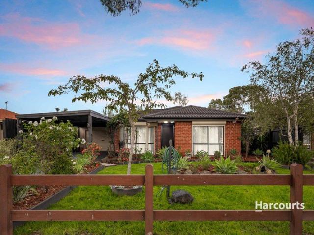 A Rare Court Gem Updated, Spacious & Ready for Its Next Chapter
