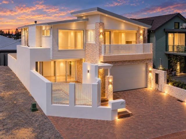 A Rare Coastal Address. An Exceptional Standard of Living
