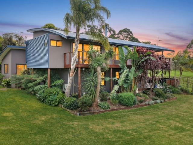 A Rare Coastal Sanctuary in the Quiet Seaside Vista of Rhyll
