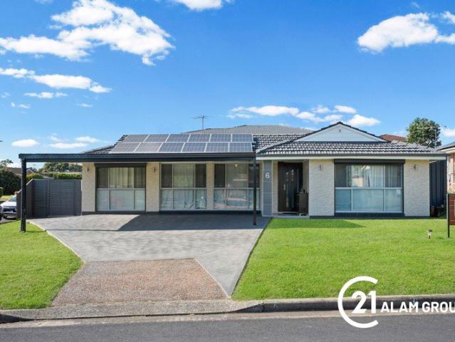 A Rare Corner Block Opportunity with Three Self Contained Living Spaces!
