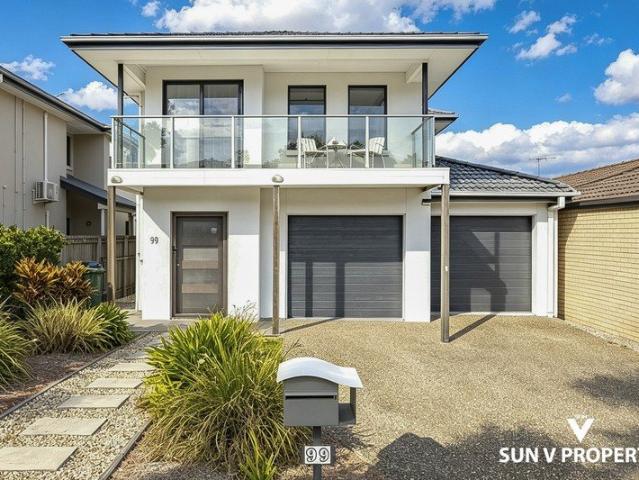 A Rare Calamvale Offering Exceptional Space, Comfort & Convenience