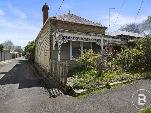 A RARE CANVAS IN THE HEART OF BALLARAT