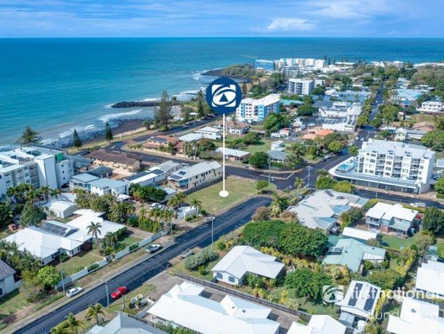 A RARE CBD OPPORTUNITY 112M FROM THE BARGARA SHORELINE