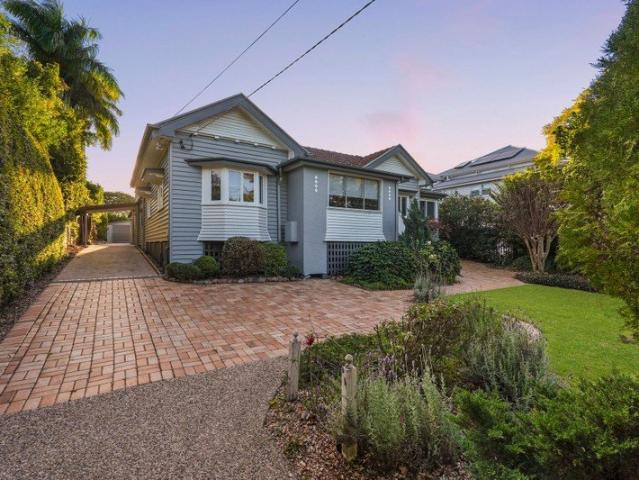 A Rare Chelmer Opportunity Defined by Space, Privacy & Potential