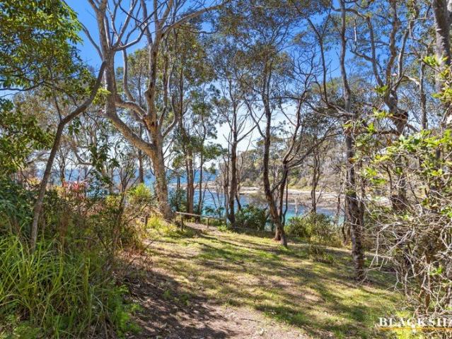 A Rare Clifftop Opportunity by the beach