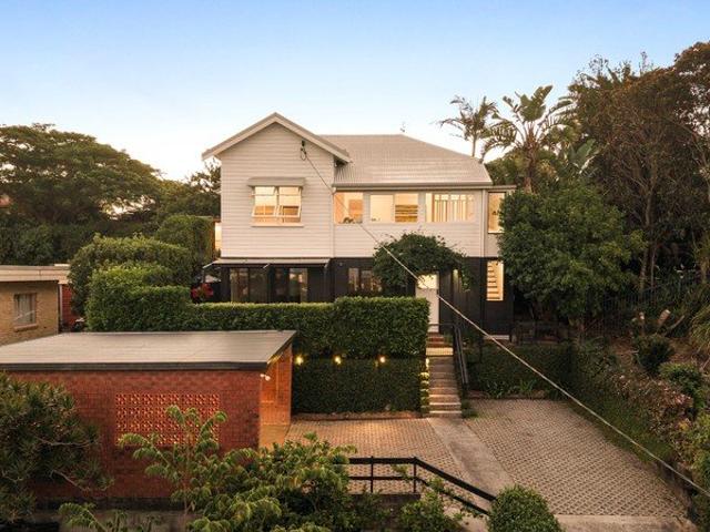 A Rare and Authentic Coolangatta Cottage, Beautifully Restored