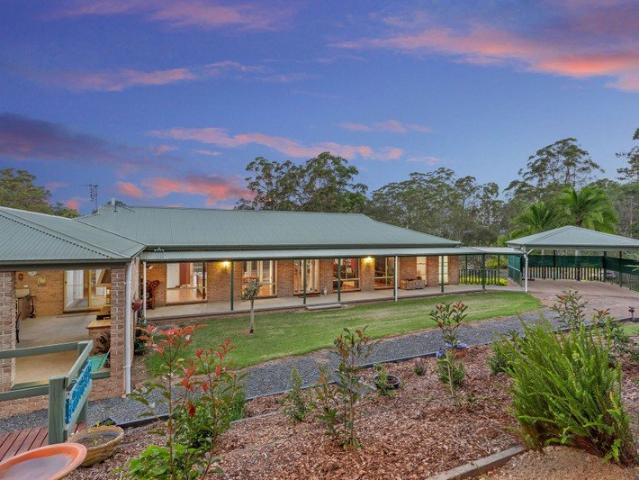 A Rare Acreage Offering of Scale, Quality & Lifestyle