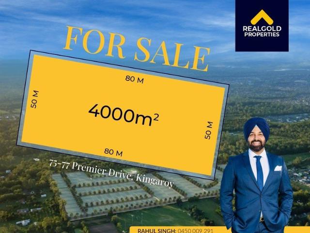 A Rare Acreage Opportunity in Summit View Estate
