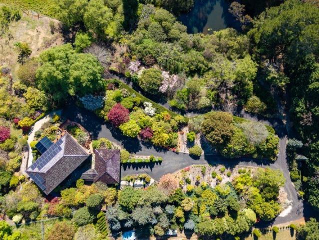 A RARE ACREAGE RETREAT JUST MOMENTS FROM BLACKHEATH VILLAGE
