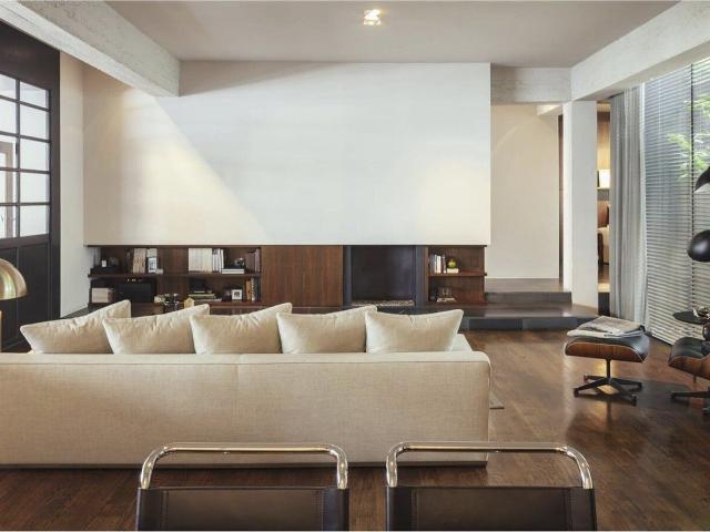 A RARE ADDRESS, A PEACEFUL DESIGNED LOFT WITH SWIMMING POOL