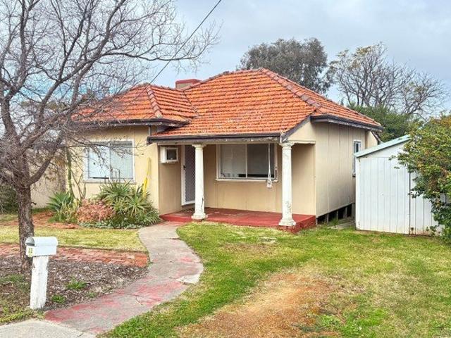 A Rare Bayswater Opportunity on a Full Size 614sqm Green Title Block