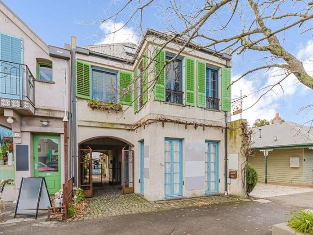 A Rare Ballan Opportunity Live, Work & Create from One Incredible Address