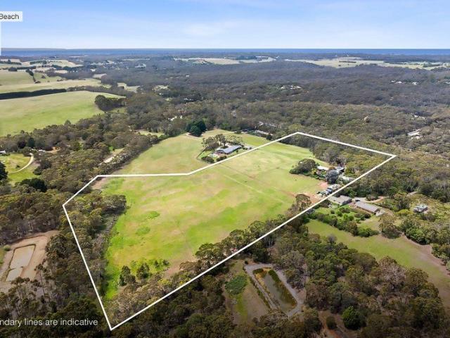 A RARE BELLBRAE LIFESTYLE ACROSS 21 ACRES