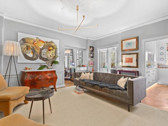 A Rare, Bespoke Residence Of Timeless Art Deco Elegance in Birtley Towers