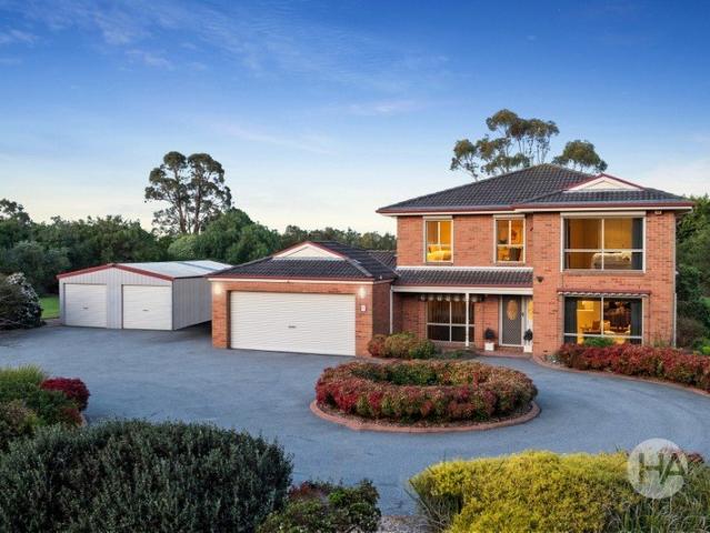A Rare Blend of Country Calm and Coastal Charm