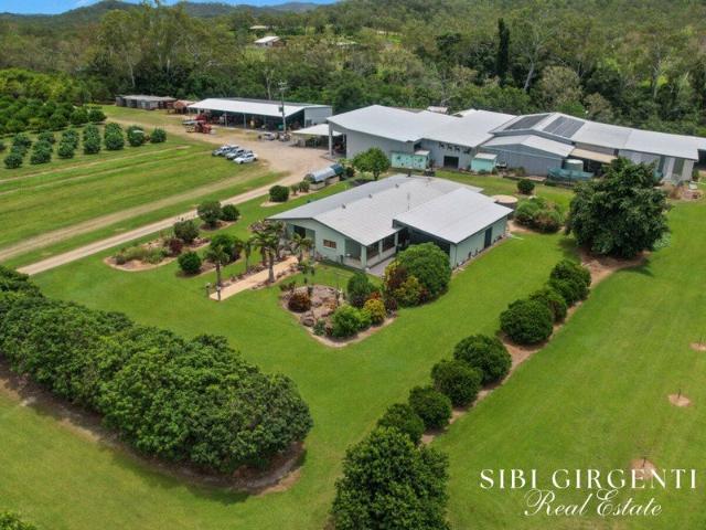 A Rare Blend of Horticultural Excellence and Country Living