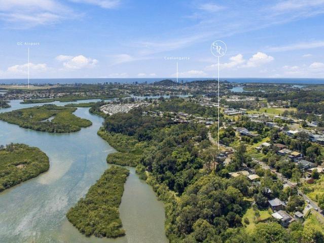 A Rare Blend of Land, Views and Architectural Potential