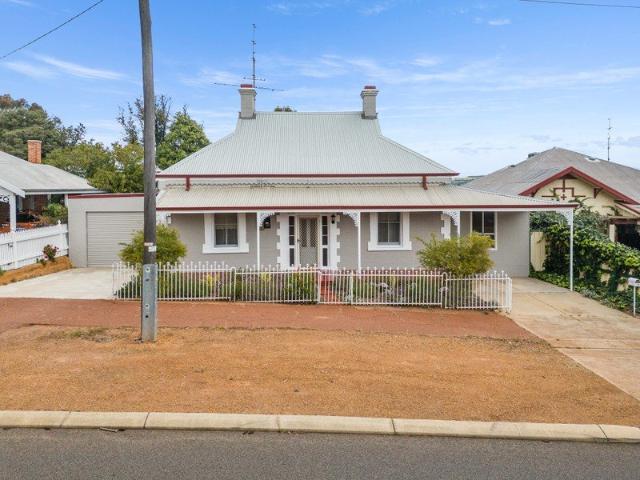 A Rare Gordon Street Gem Character, Space & Lifestyle