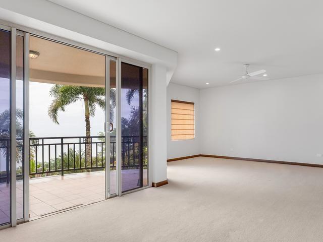 A Rare Gem in Palm Cove With Uninterrupted Views