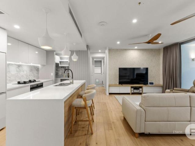 A Rare Ground Floor Residence with House Like Proportions and Effortless Living