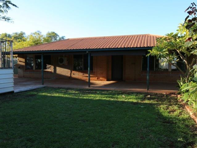 A rare Dampier find with the space, features and lifestyle to match