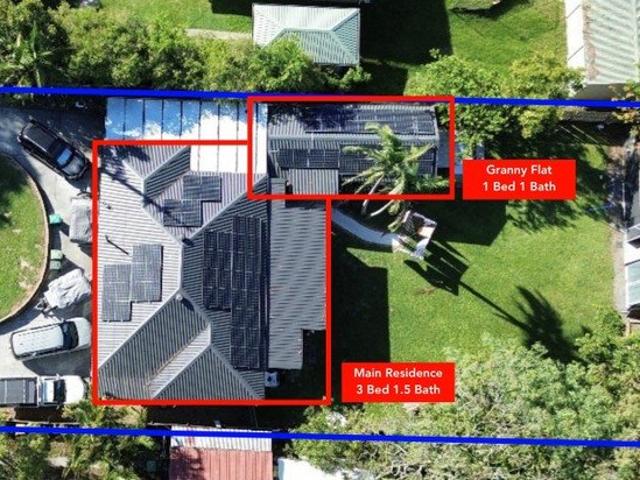 A Rare Dual Living on 1,012m² Space, Great Location & Endless Possibility !