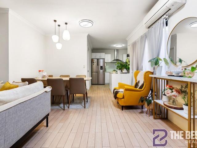 A Rare Dual Living Masterpiece | 6 Bedrooms | 4 Bathrooms | 2 Kitchens | Solar & Battery System