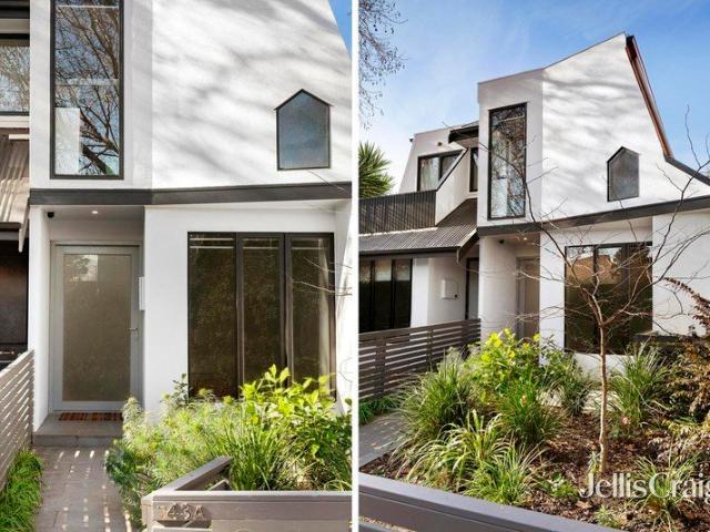 A rare Elwood offering with three car spaces