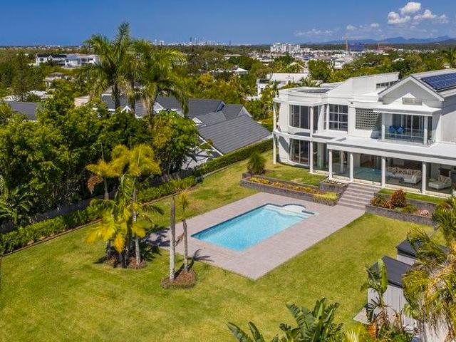 A Rare Elevated North Facing Sanctuary