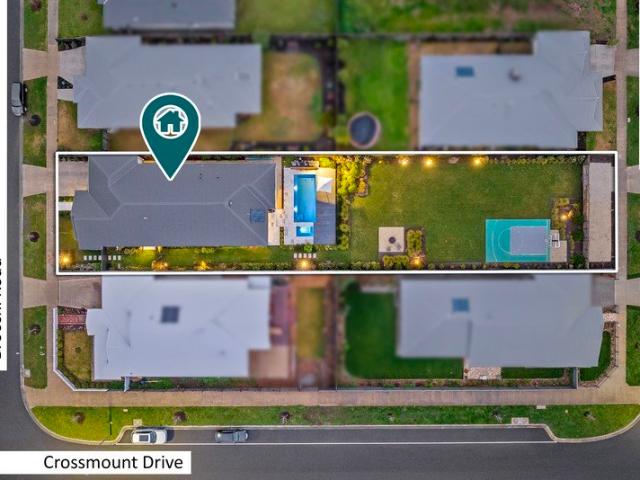 A Rare Estate Style Offering in the Heart of New Gisborne