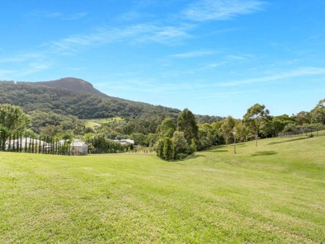A rare foothills offering in Figtree's most exclusive enclave
