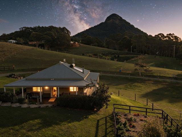 A Rare Five Acre Turnkey Lifestyle Property with Cooroy Mountain Views