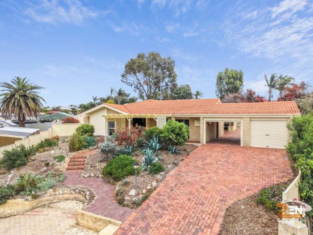 A RARE FIND! 1,098sqm BLOCK AND SPACIOUS FAMILY LIVING!