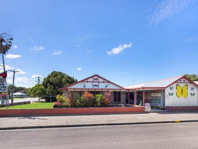 A Rare Find with a Tourist Business Opportunity and Country Lifestyle