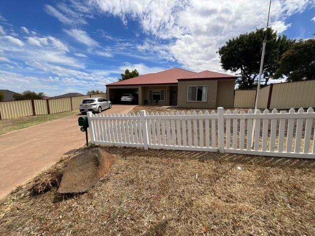 A Rare Find in Town Expansive Family Living on 2,811sqm