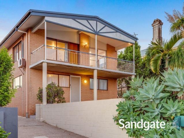 A Rare Honour Elevated Bayside Living in the Heart of Shorncliffe