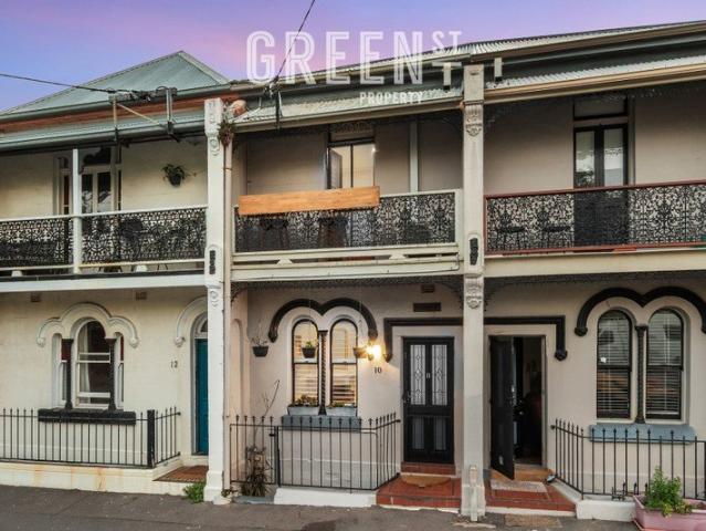 A Rare Heritage Terrace Rich in Character