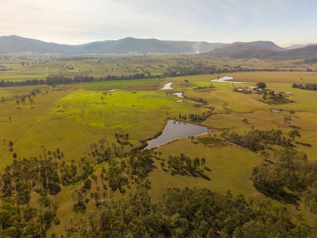 A Rare Hunter Valley Lifestyle & Agricultural Holding on 66ha 163 Acres