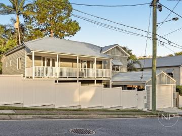 A Rare Inner City Residence of Scale, Sophistication & Timeless Elegance