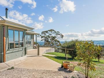 A Rare Off Grid Sanctuary on 51 Acres Ocean Views, Wildlife & Sustainable Living