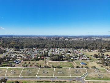 A rare lifestyle offering on the edge of town