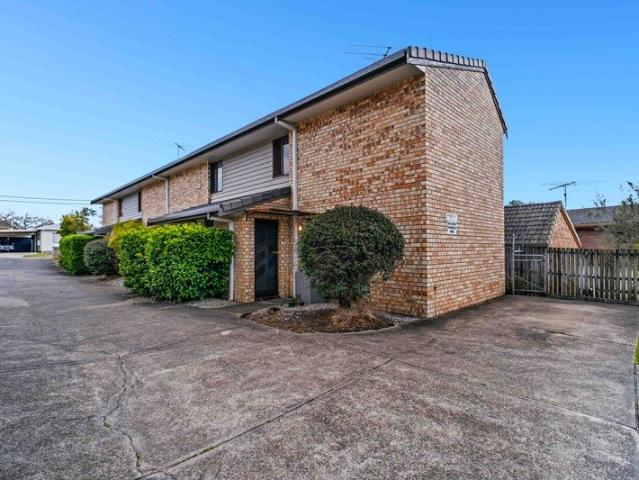 A RARE OPPORTUNITY IN A PRIME LOCATION! DON'T MISS THIS ONE