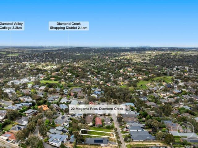 A Rare Opportunity in Diamond Creek Spacious 734sqm Block!